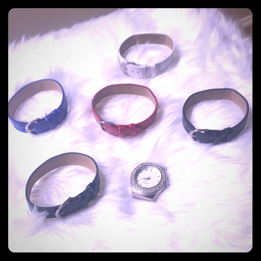 DONATED🚫 Watch w/ interchangeable wrist bands Set